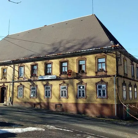 Sklarska Hospoda ゲストハウス Chřibská